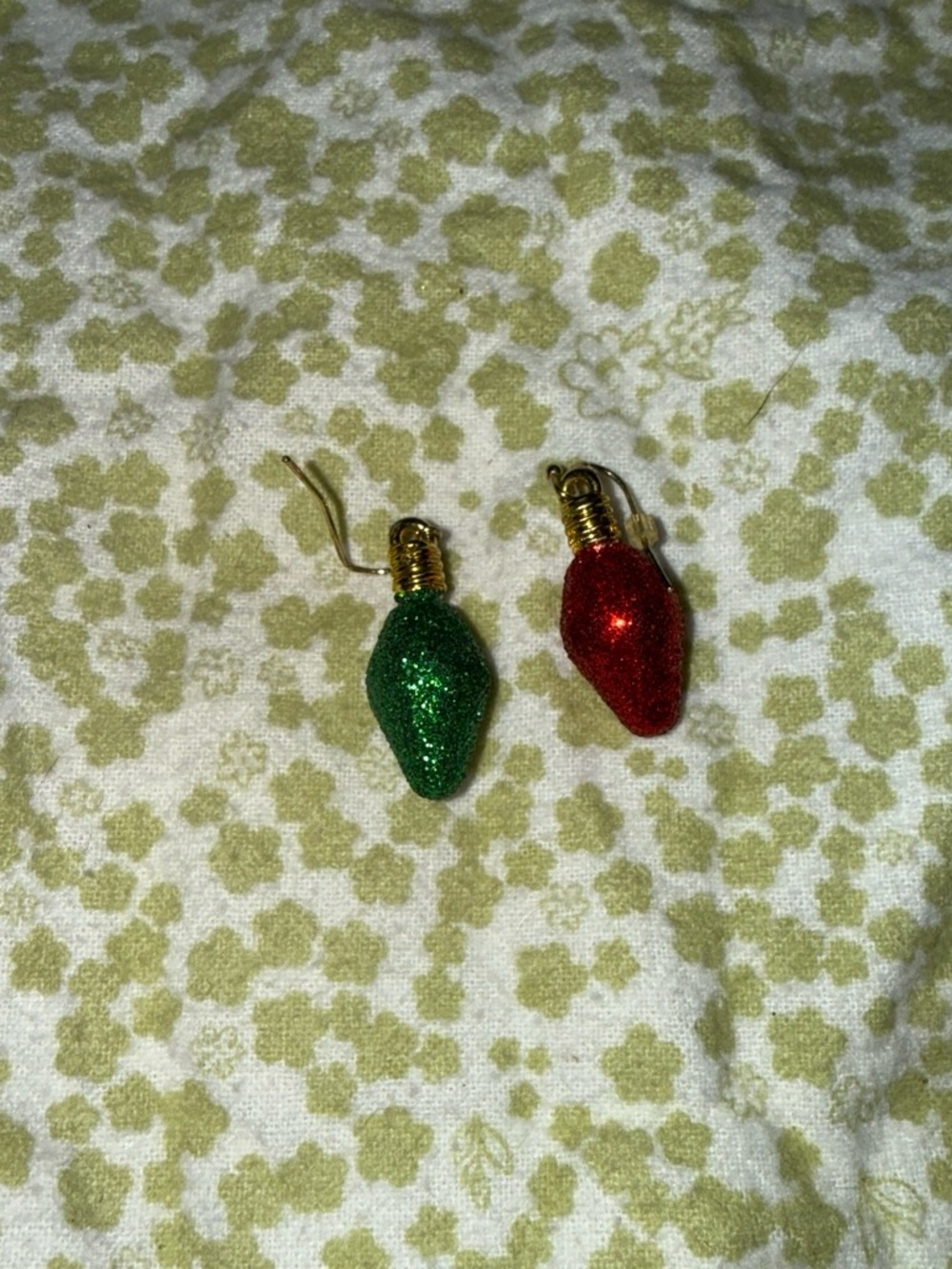 Glitter Christmas Light Earrings - Red & Green